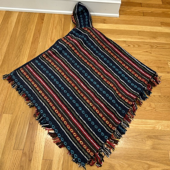Vintage Cotton Hooded Poncho with Fringe from Nepal - Picture 6 of 10